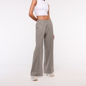 Abercrombie YPB Freestyle Wide Leg Pant Sand